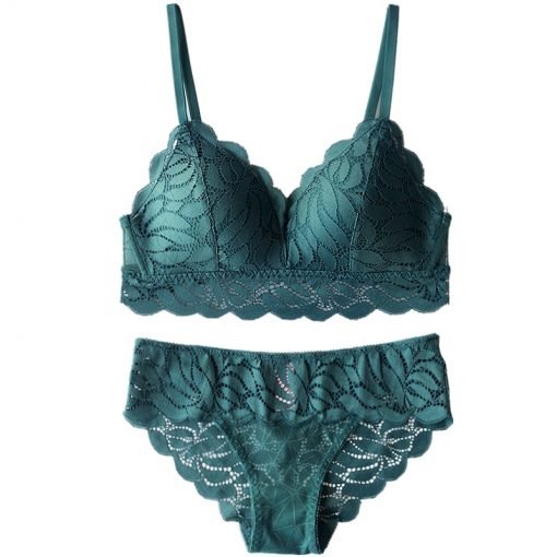 Women's Sexy Petal Lace Bra and Panty Set - Image 4