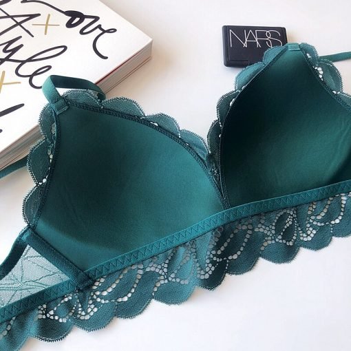 Women's Sexy Petal Lace Bra and Panty Set - Image 5
