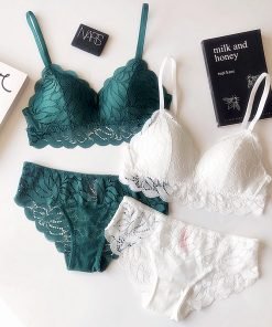 Women's Sexy Petal Lace Bra and Panty Set