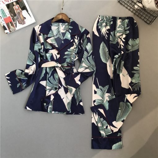 Women's Flowers/Plant Patterned Rayon Pajama Set