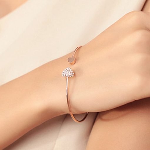 Women's Heart Shaped Bracelet - Image 5