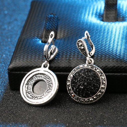 Classic Shimmering Women's Crystal Earrings - Image 3