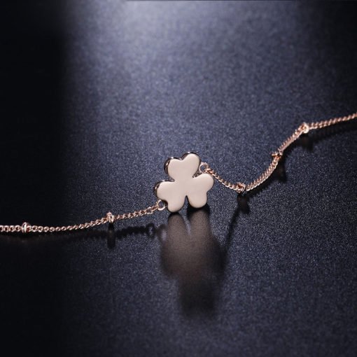 Lucky Clover Minimalist Women's Bracelet - Image 3